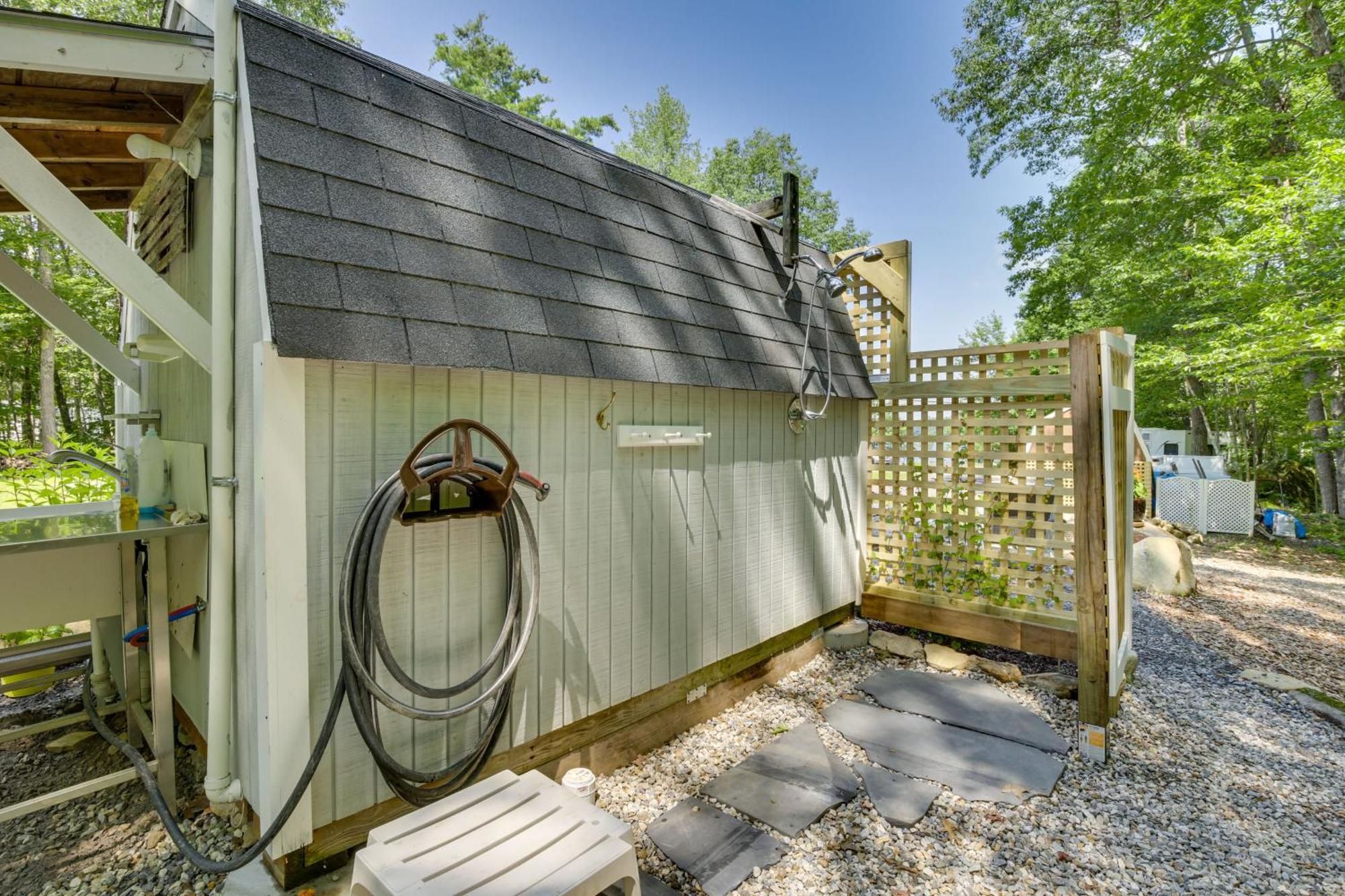 Maine Cottage With Dock And Kayaks, Near Augusta! Exterior photo